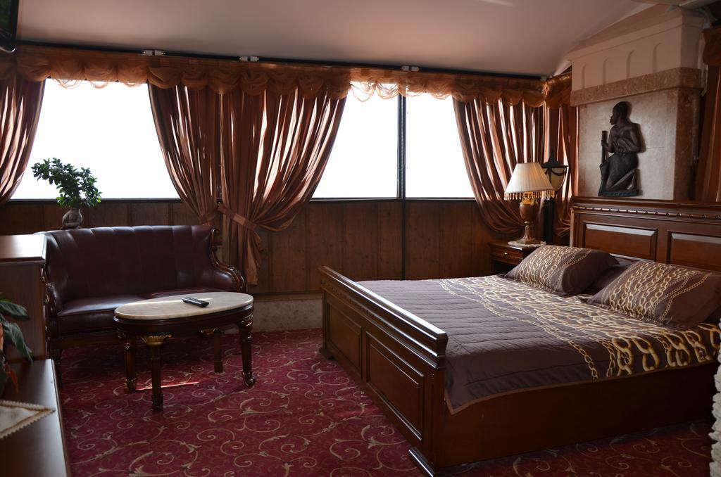 Boutique Hotel Boris Palace & Restaurant بلوفديف المظهر الخارجي الصورة